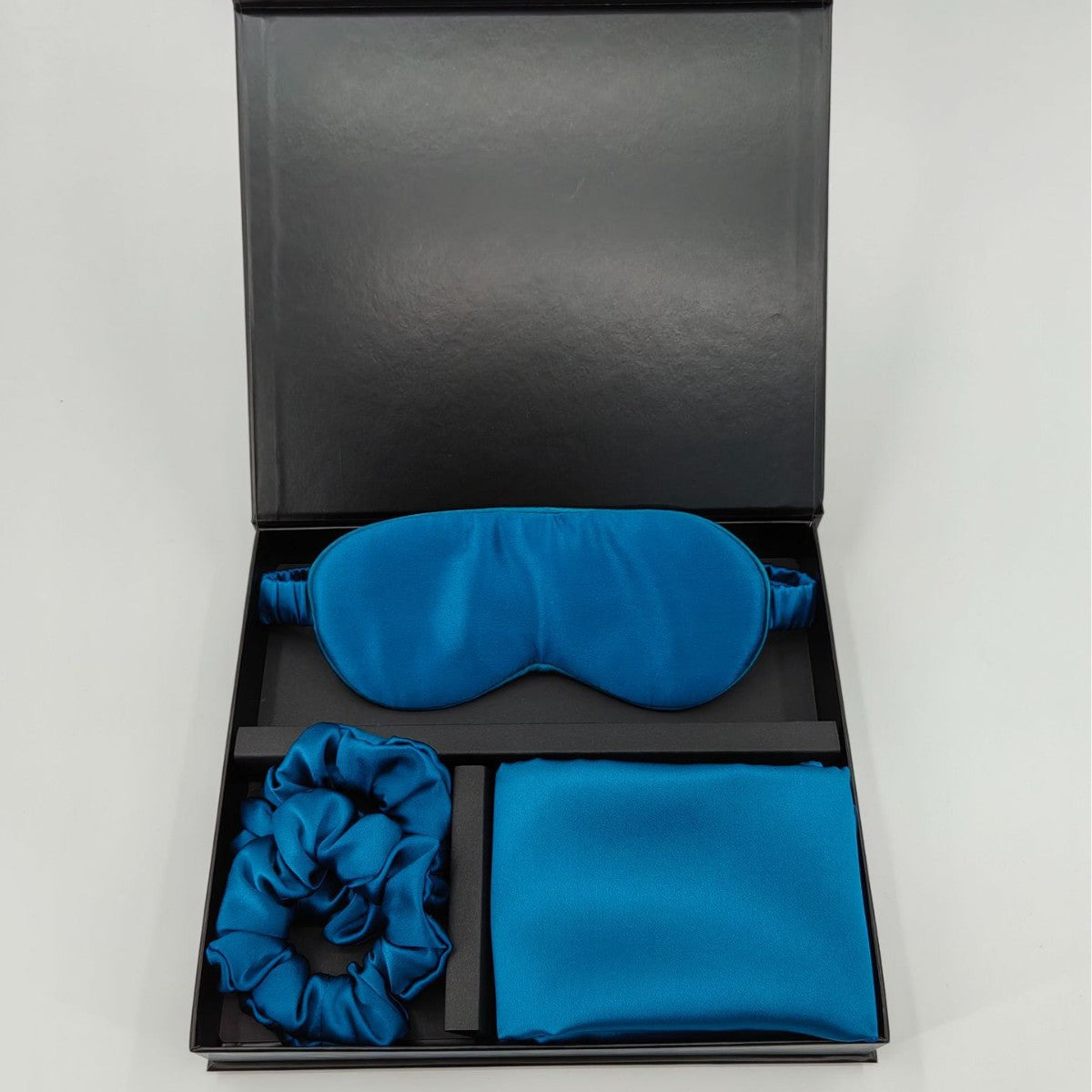 Luxury Mulberry Silk Gift Set – 3 or 4 Pieces, 19 Momme (SB67)