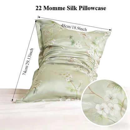 22 Momme green floral silk pillowcase with measurements: 48cm/18.9in x 74cm/29.13in.