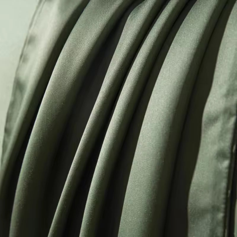22 Momme Mulberry Silk Fitted Sheet – 25cm Deep Mattress Cover (SB48)