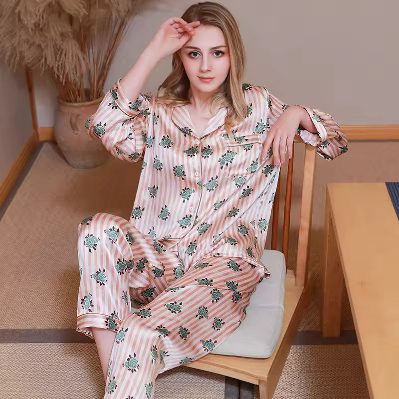 Women’s 16 Momme 100% Mulberry Silk Printed Pyjama Set (SB35)