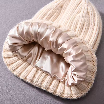 Satin Lined Cashmere Beanie – Stay Warm Without Damaging Your Hair (SB06)